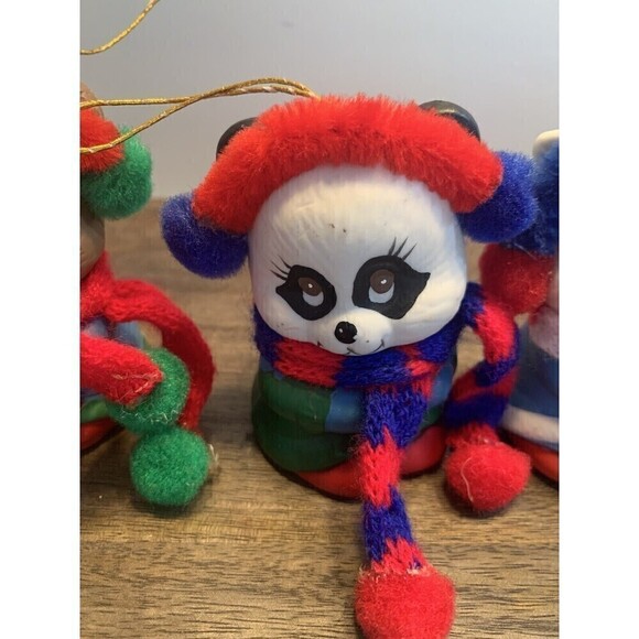 Vintage Giftco Animal Ceramic Bell Christmas Ornaments Set Cat Dog Bear Panda - Picture 4 of 14